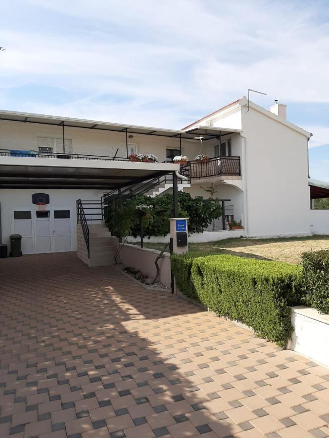 Apartment Maslina Biograd Na Moru Εξωτερικό φωτογραφία