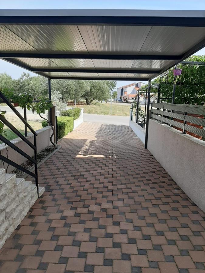 Apartment Maslina Biograd Na Moru Εξωτερικό φωτογραφία